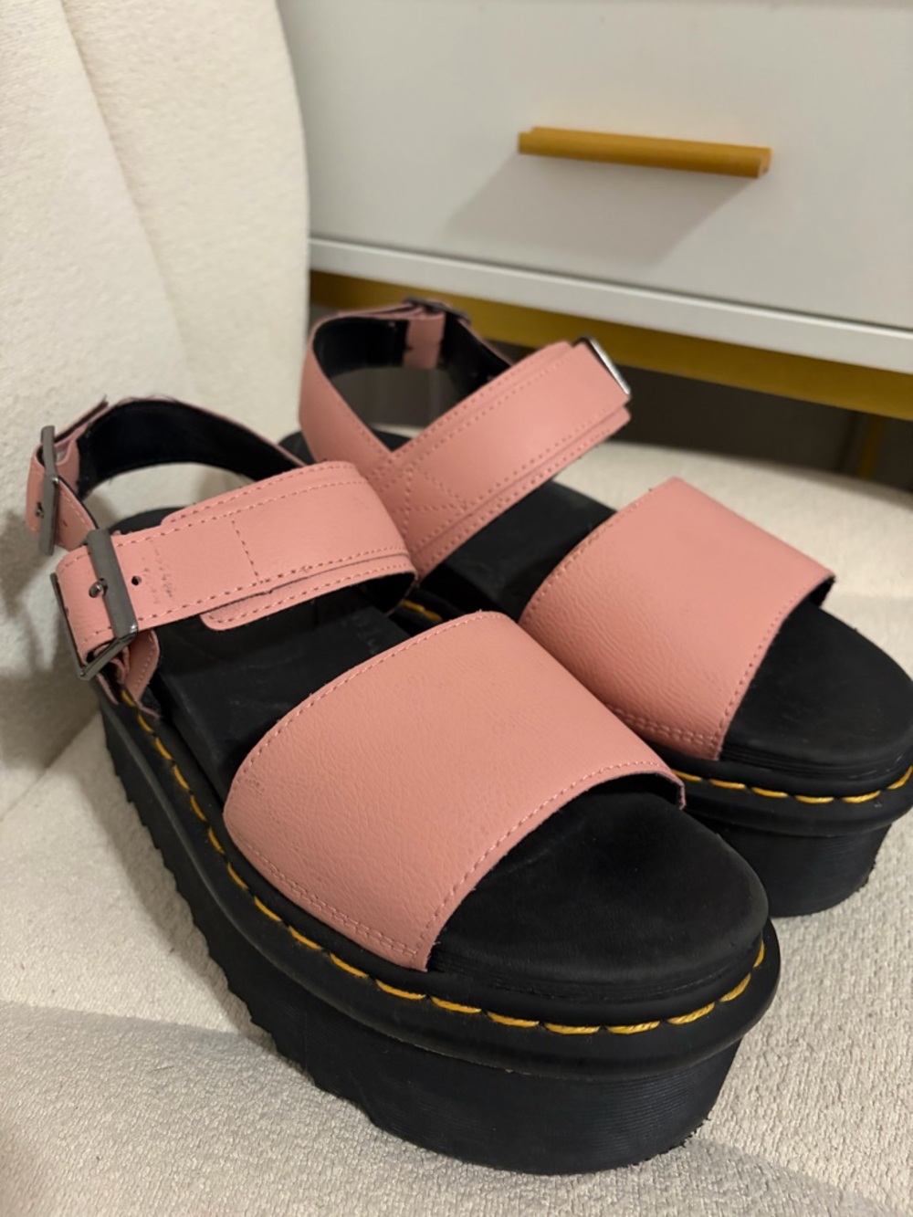 Women sandals - Picture 2 of 2